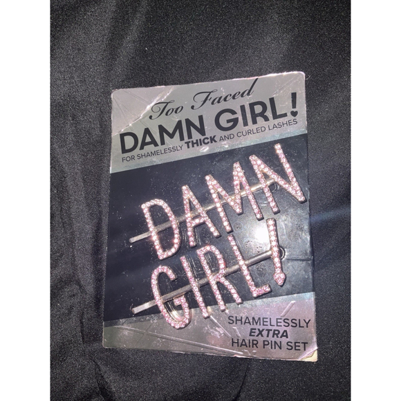 NEW Too Faced 2 PC PIN SET Damn Girl Hair Pins Pink CRYSTALS Jeweled - Picture 1 of 3